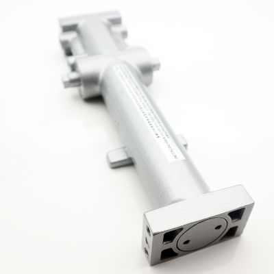 Fermeture de porte coulissante hydraulique en argent pour porte d'incendie moderne dans un style de design moderne