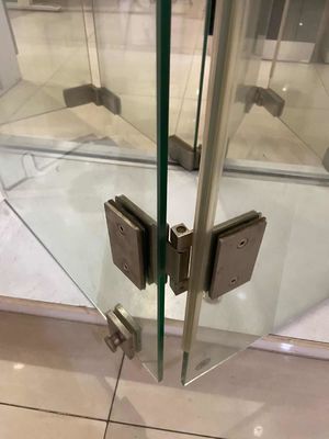Armatures de verre coulissant en acier inoxydable pour portes pliantes en verre sans cadre