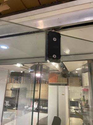 Armatures de verre coulissant en acier inoxydable pour portes pliantes en verre sans cadre