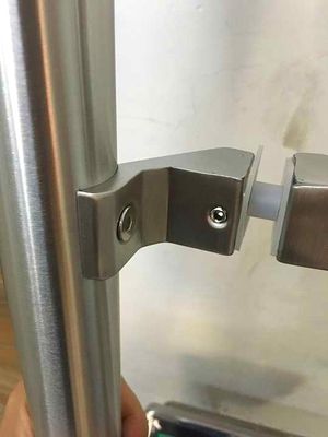 Design moderne porte en verre trempé poignée avec acier inoxydable et ponçage finition