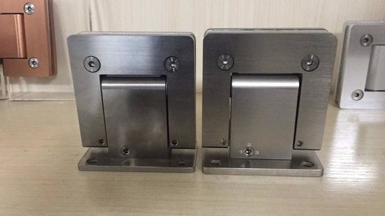 Garniture de douche hydraulique à 90 degrés pour porte de salle de bain normale en verre en aluminium