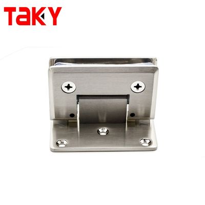 Finition en chrome pour porte de douche