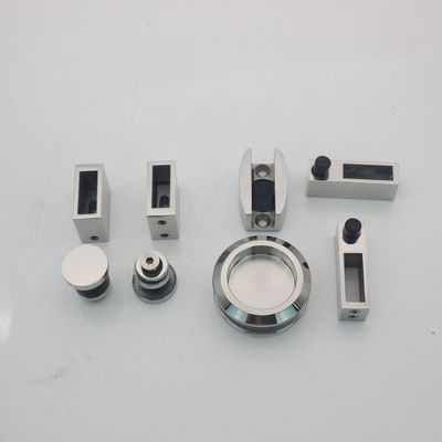 Kit de porte double de 6 pieds avec une porte de douche coulissante moderne et un raccordement de matériel ss304 robuste