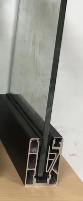 Autres matériaux de plateaux en aluminium en forme de U pour garde-corps en verre et garde-corps de balcon